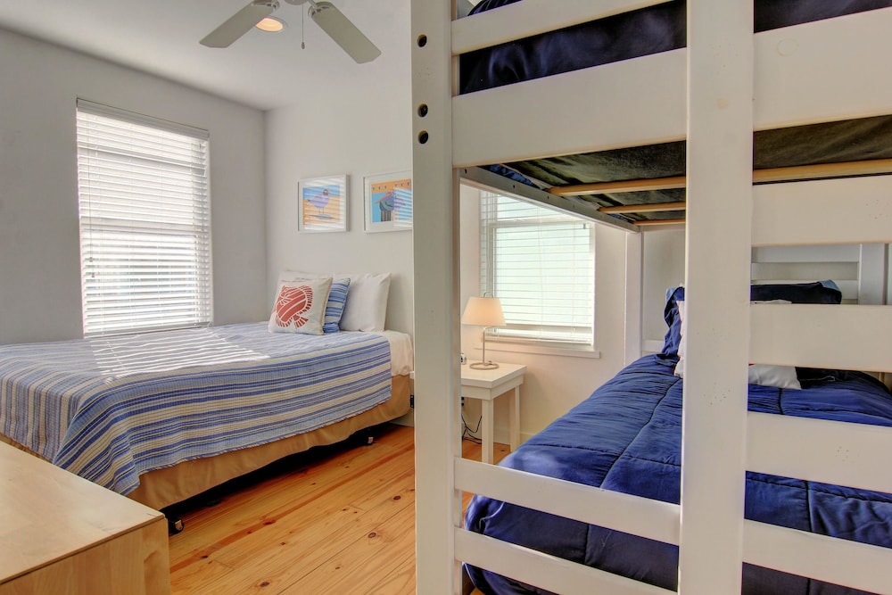 House, 3 Bedrooms photo 3