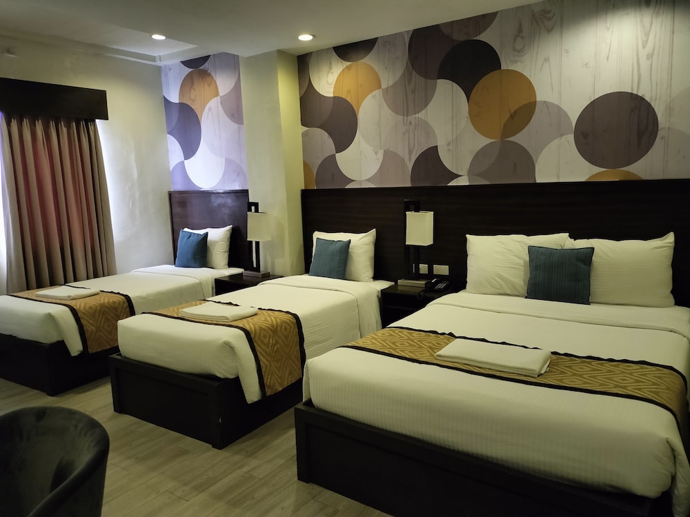 Deluxe Triple Room, 1 Bedroom, Balcony