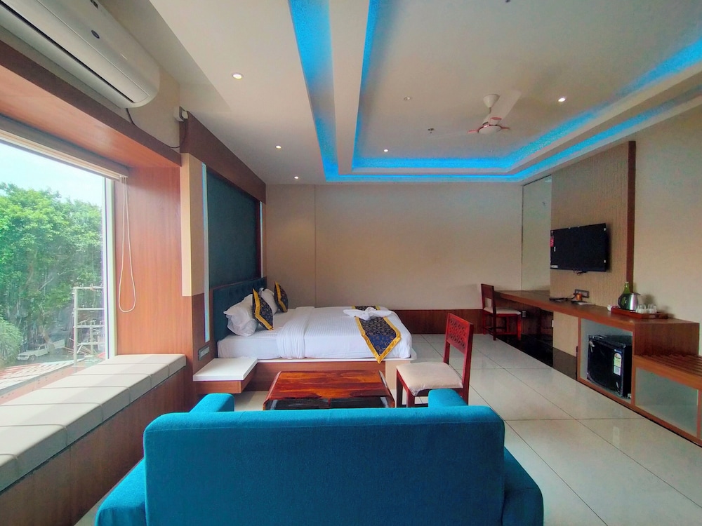 Luxury Room
