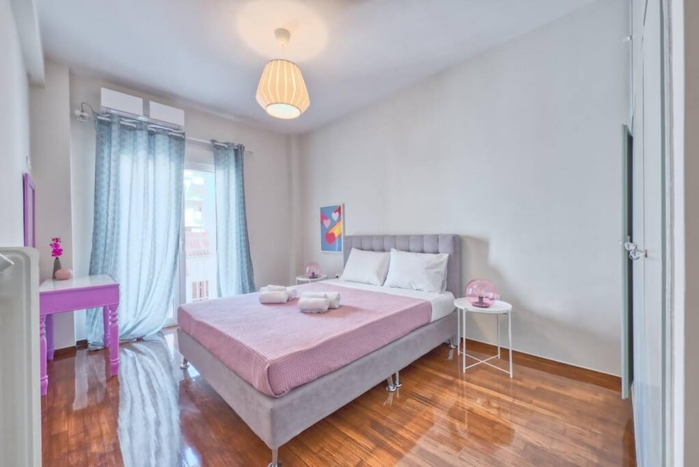 Apartment, Smoking