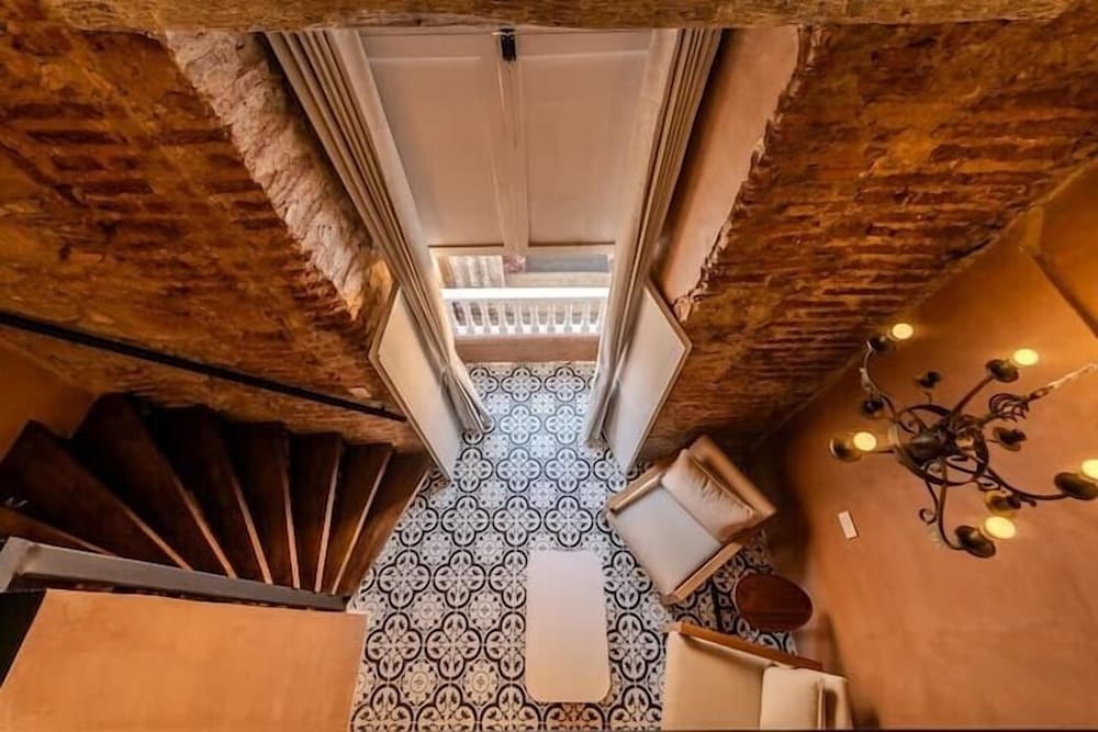 Deluxe Double Room, Balcony, City View photo 2