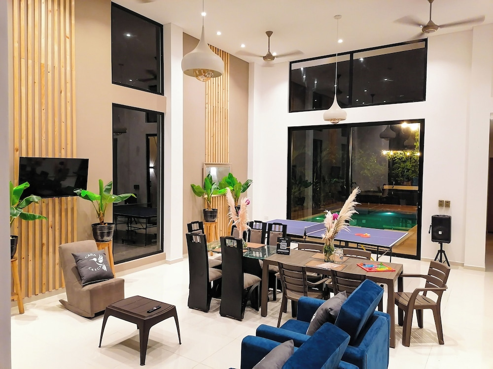 Design Townhome photo 2