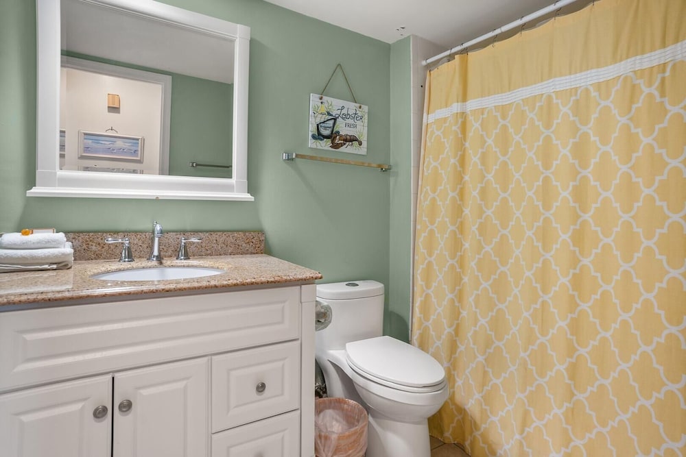 Condo, 1 King Bed, Kitchen, Ocean View photo 2