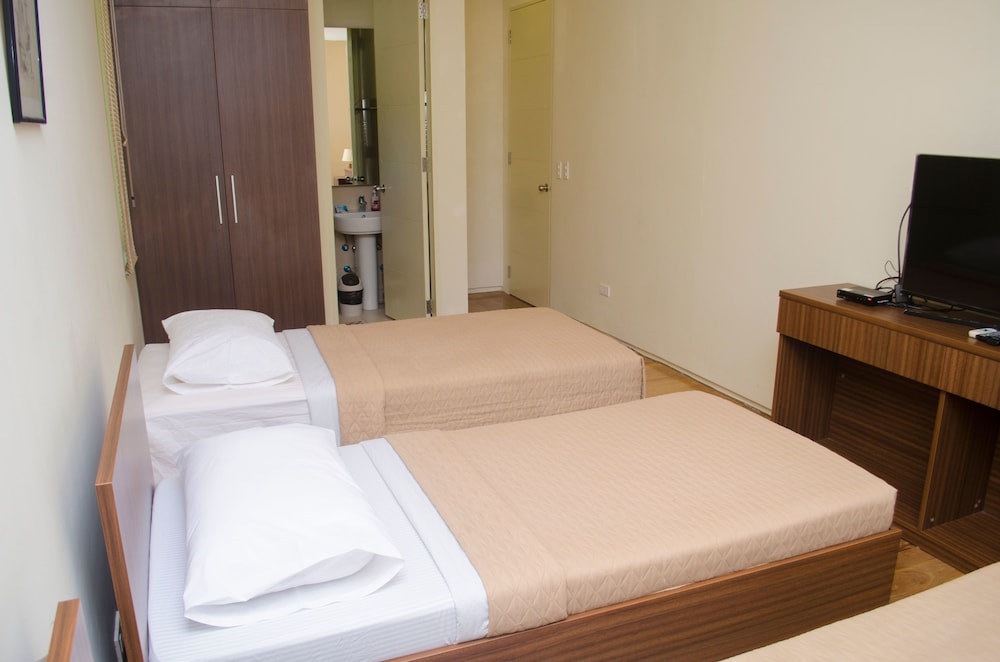 Triple Room (Art) photo 2