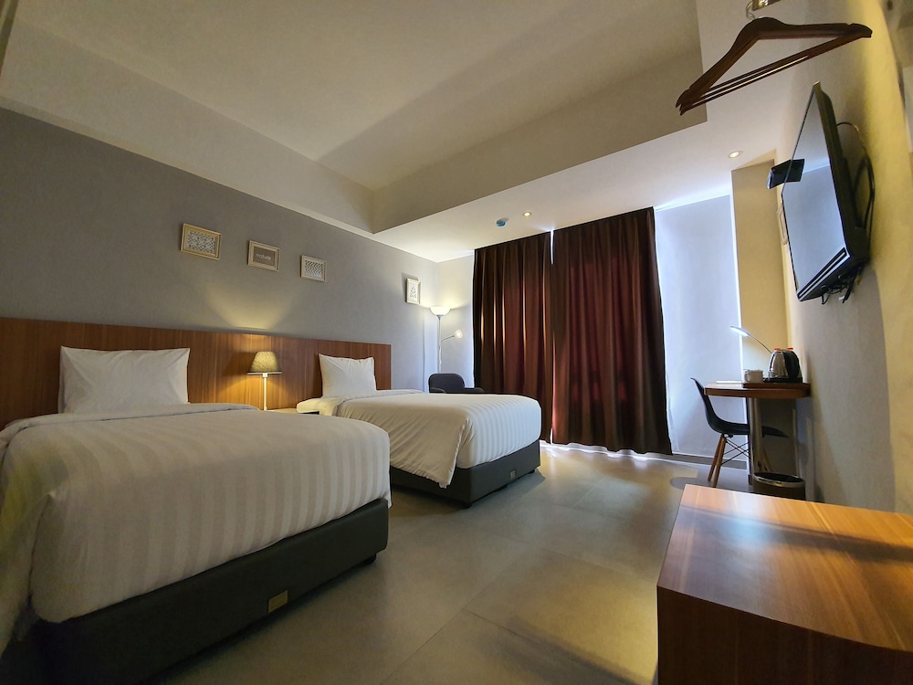 Deluxe Twin Room - Photo 1