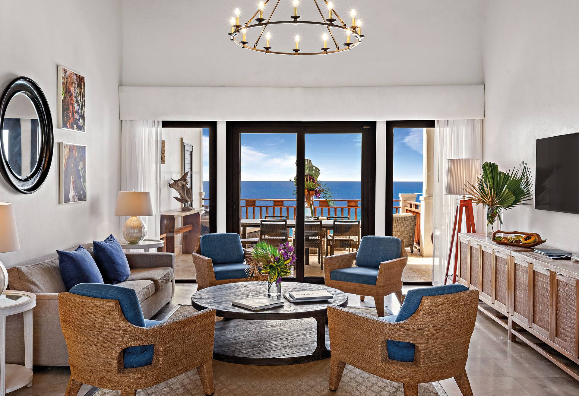 Ocean View Penthouse 2 Bedroom Pool/kitchen photo 2