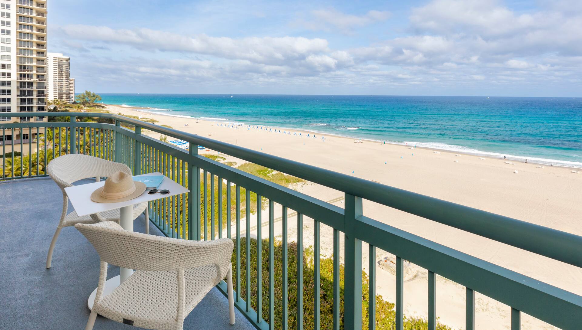 King Junior Suite Oceanfront