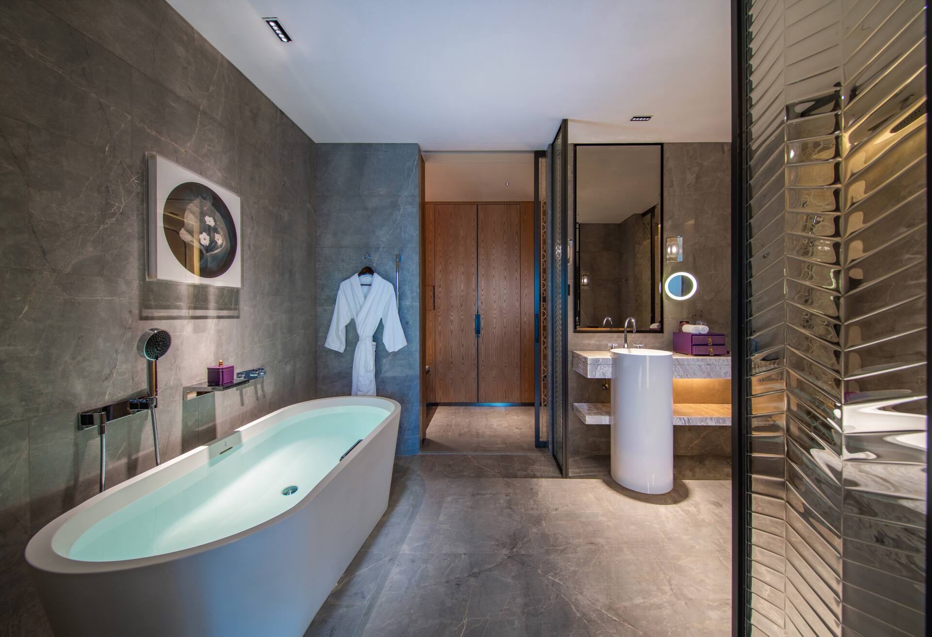 King Premier Room City View