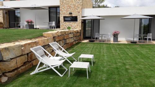 Deluxe Double or Twin Room with Garden View photo 3