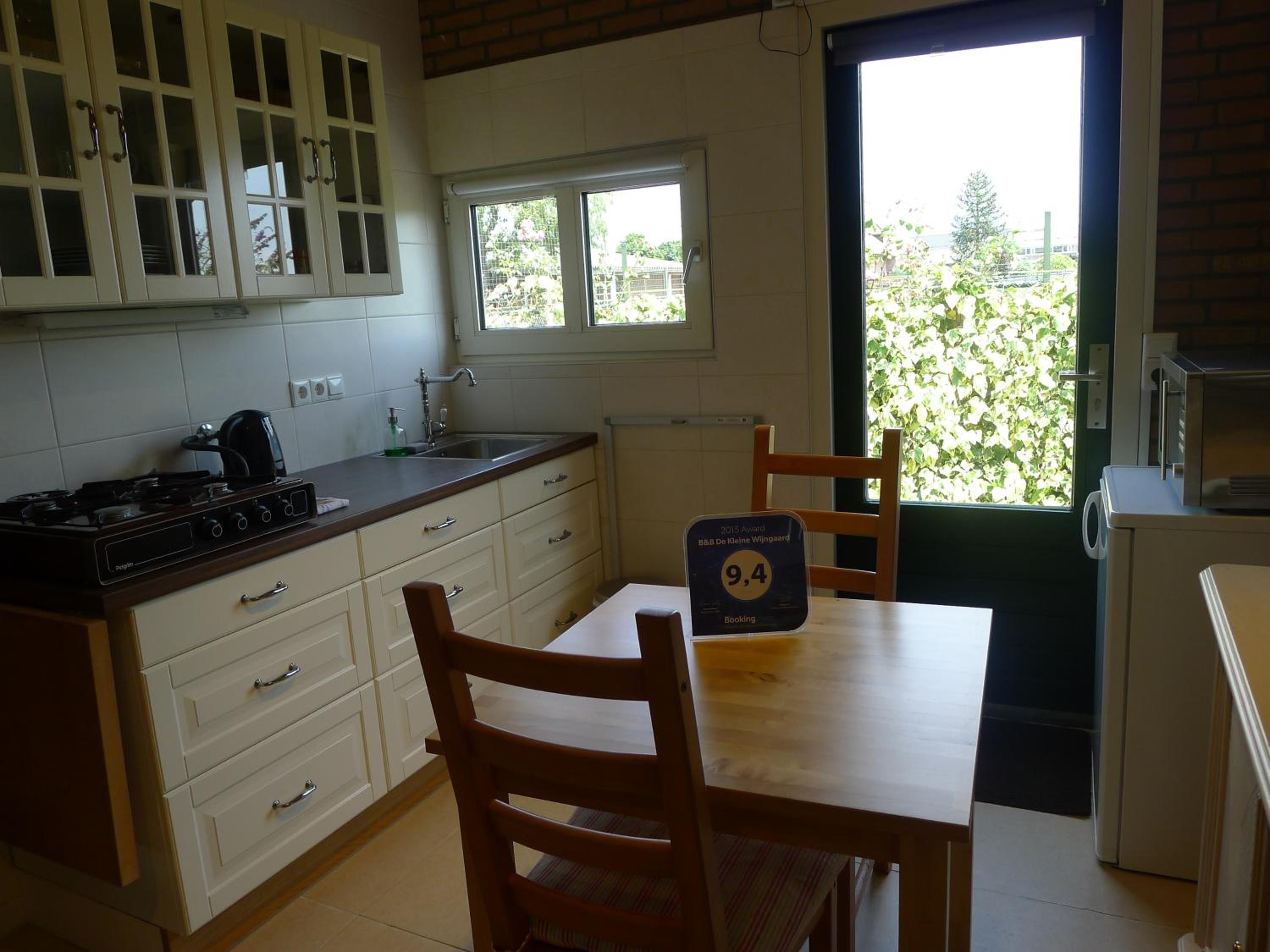Double Room (2 Adults) - Photo 54