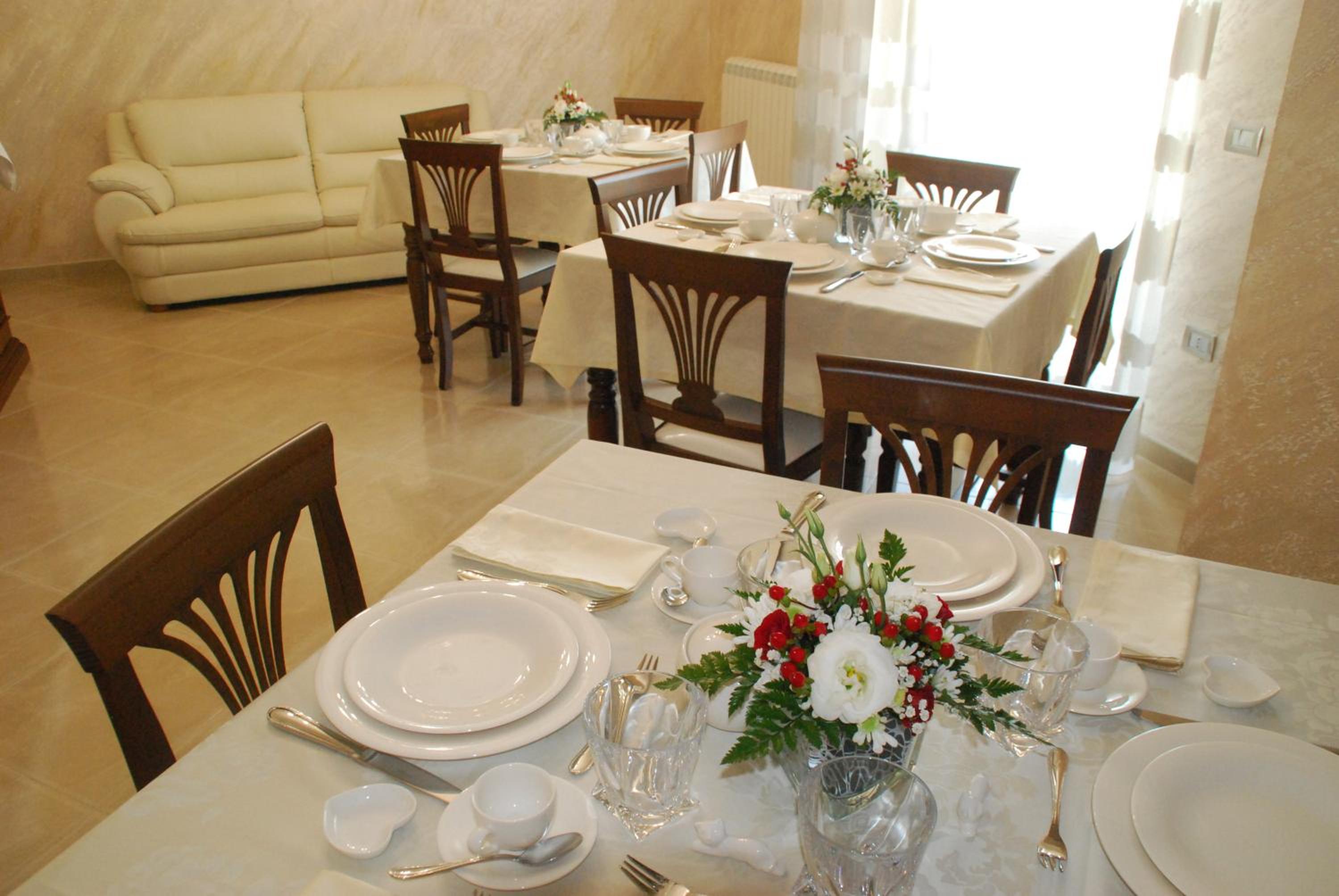 Deluxe Double Room with Terrace photo 2