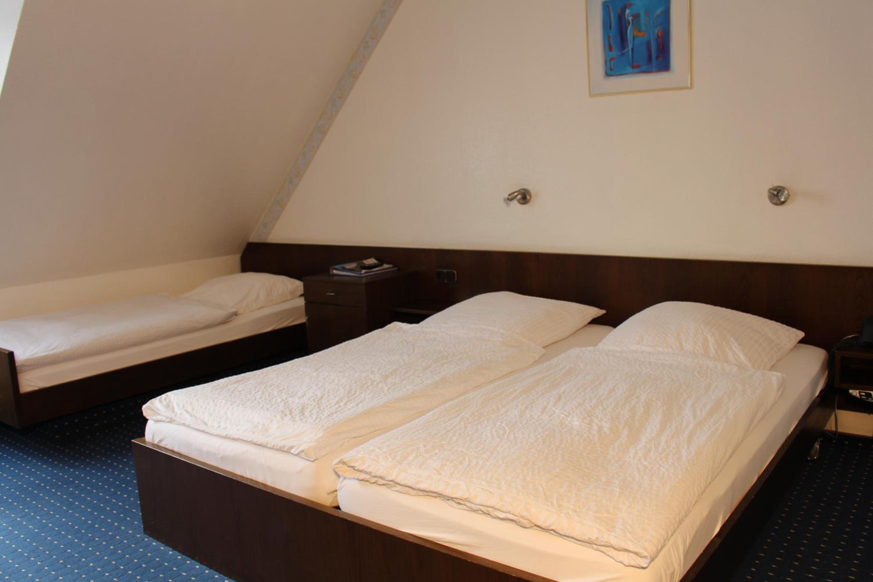 Triple Room - Photo 1