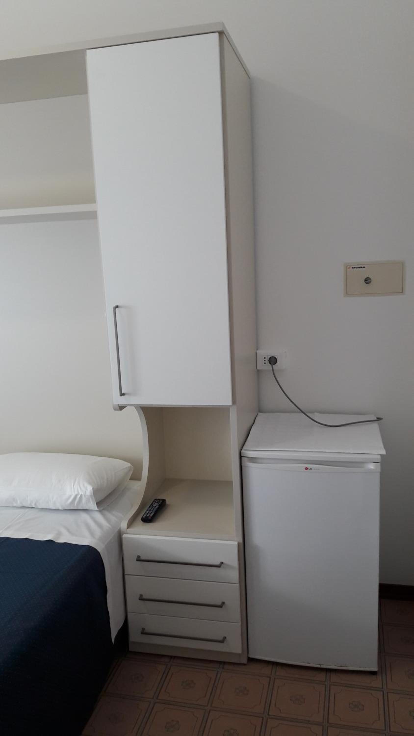 Economy Double Room - Photo 5
