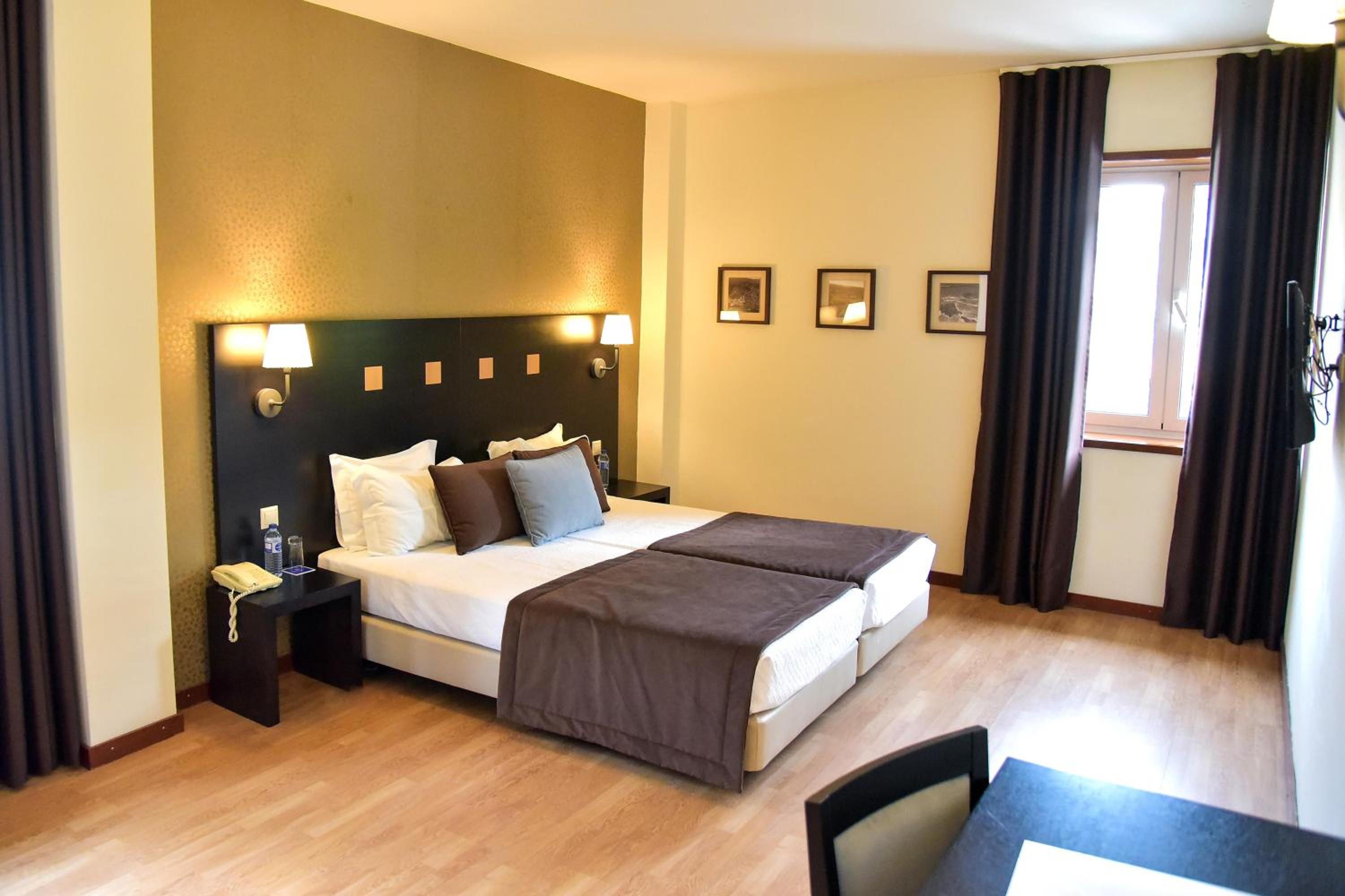 Superior Double or Twin Room photo 3