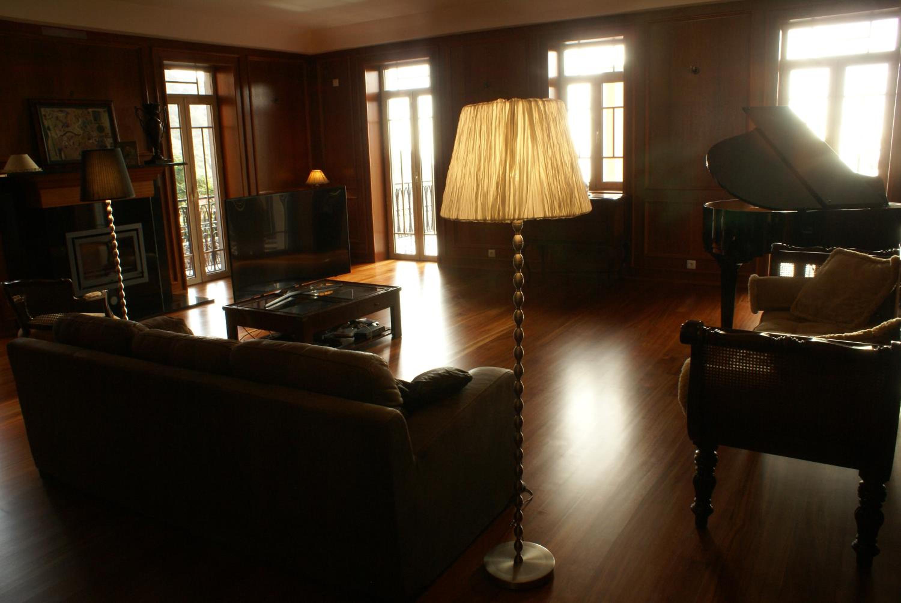 Superior King Suite photo 1