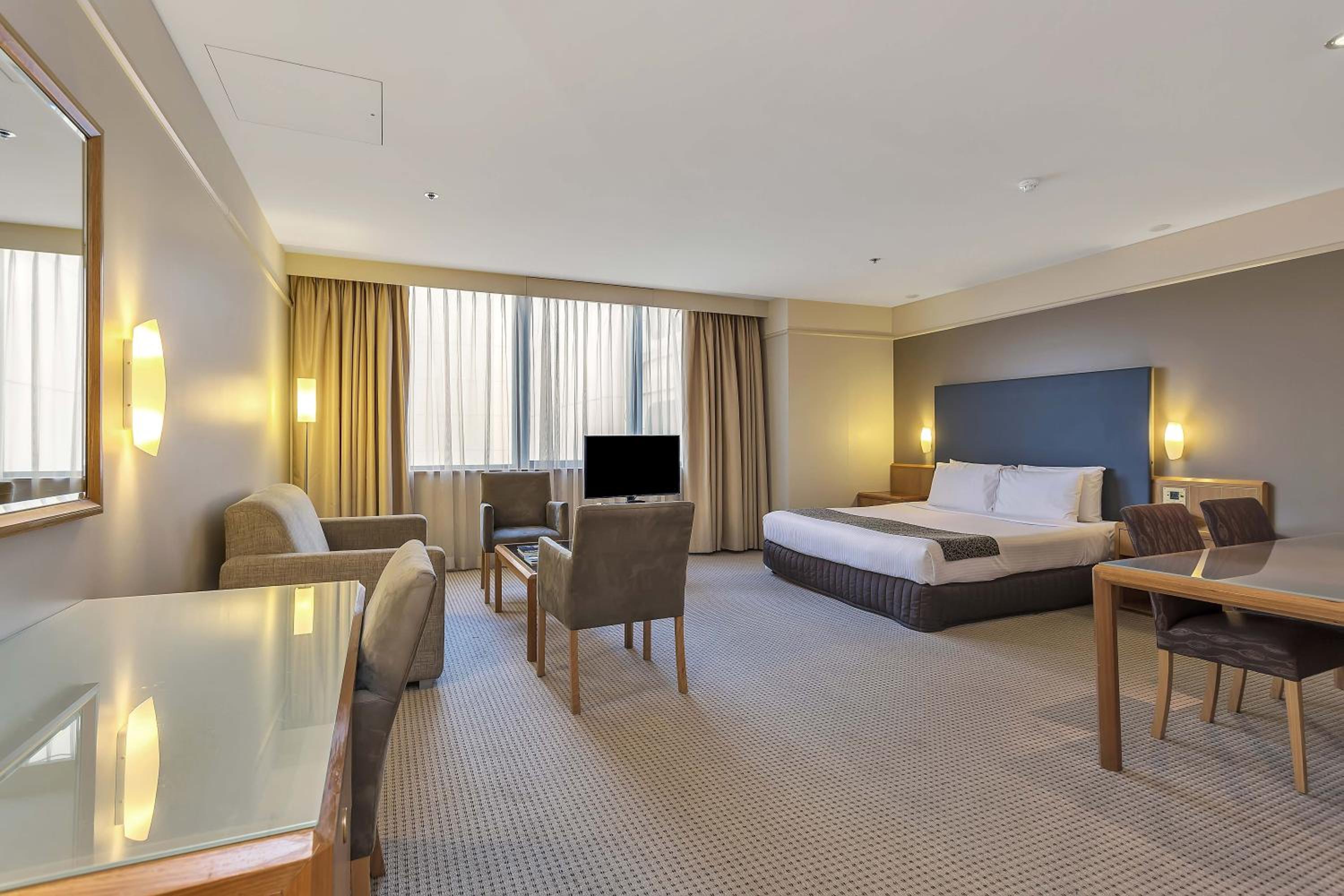 Junior Suite with Spa Bath - Photo 1