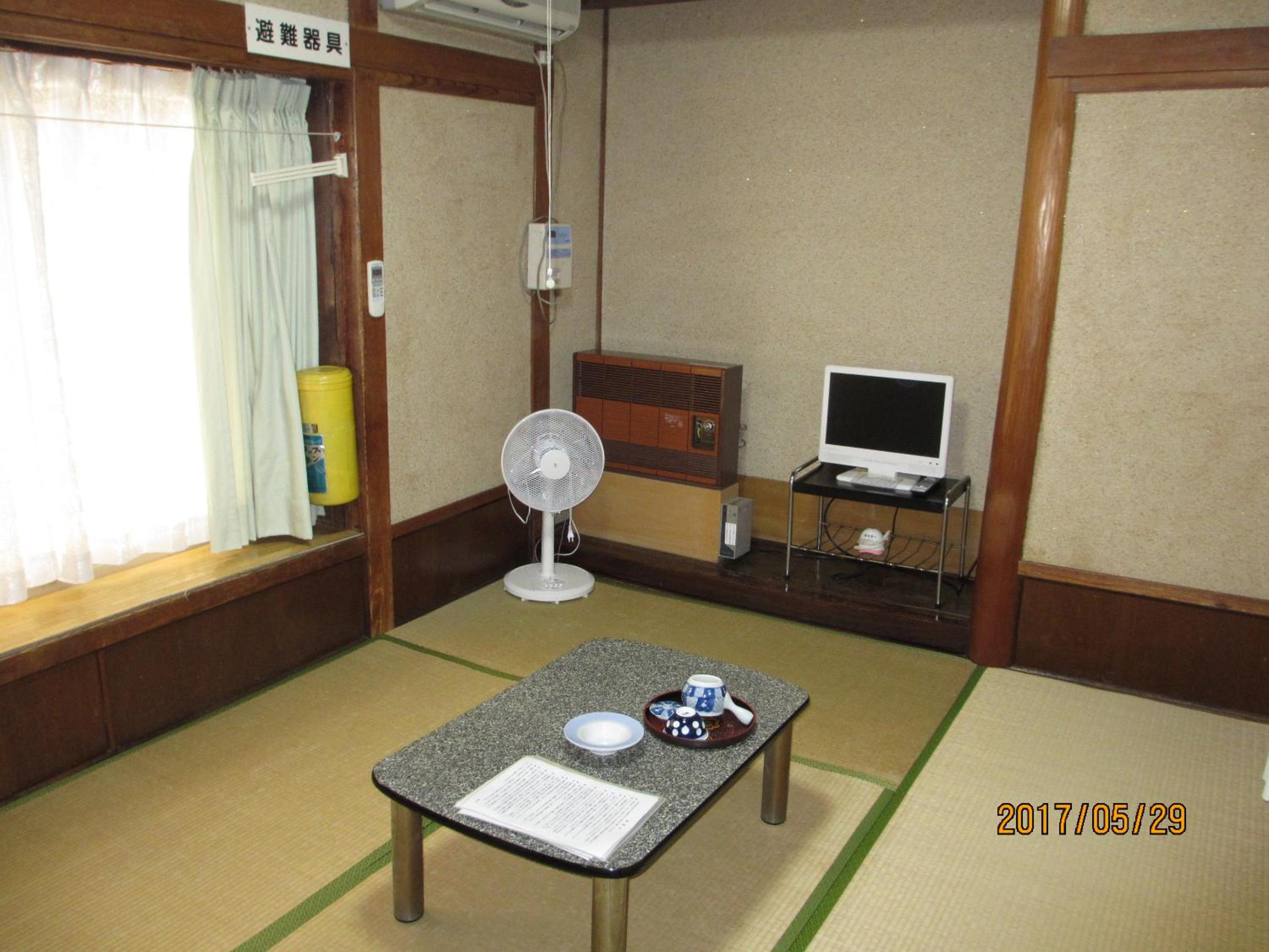 Double or Twin Room photo 2