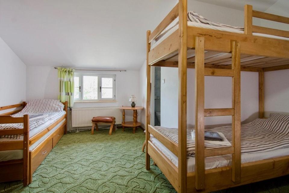Standard Family Room - Photo 3
