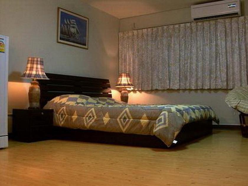 Apartment photo 1