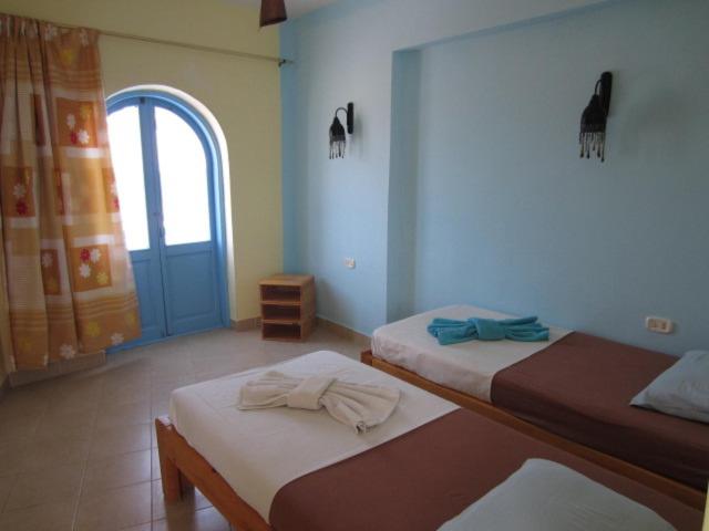 Double Room - Photo 12