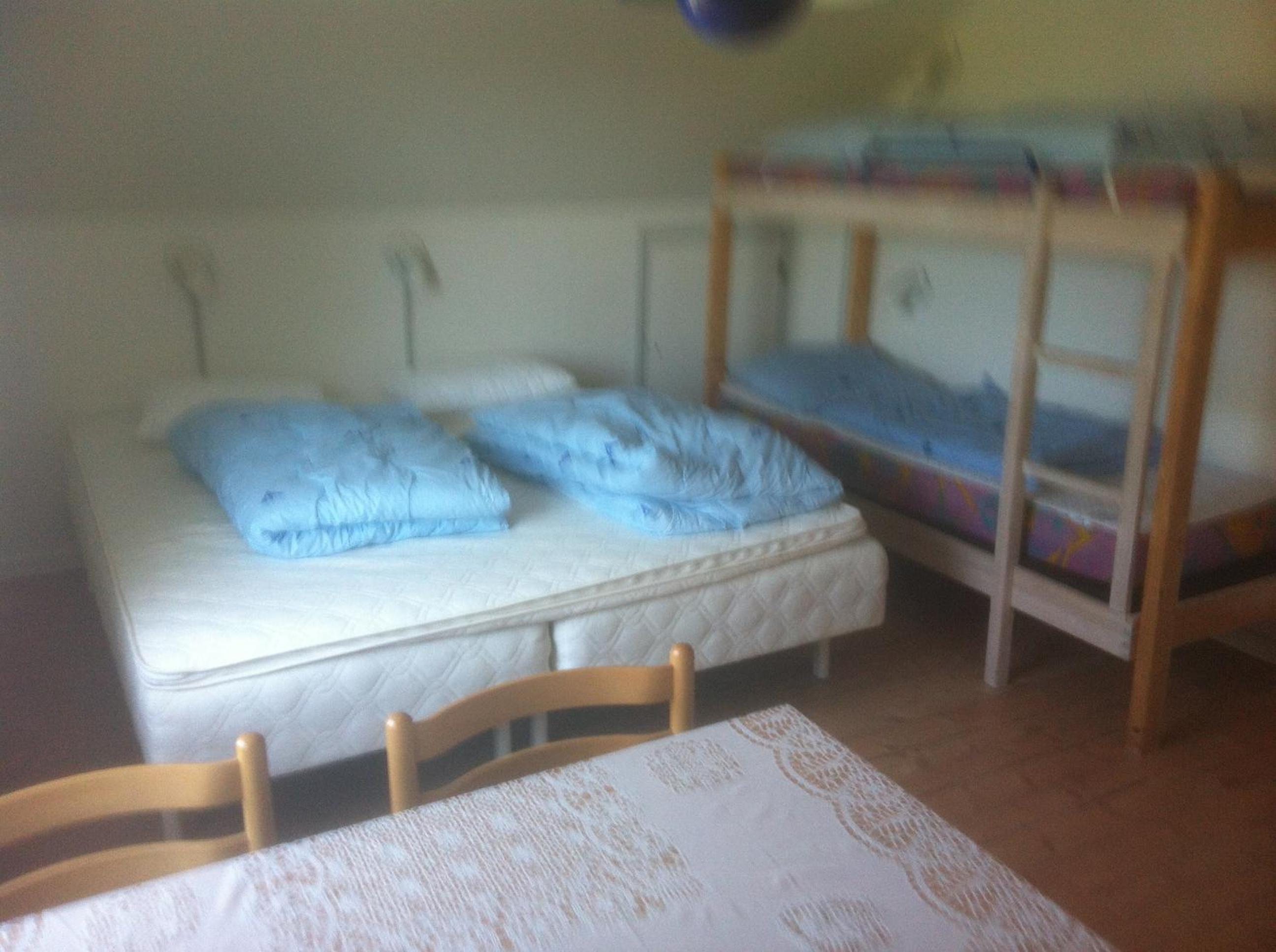 Double Room with Shared Bathroom photo 2
