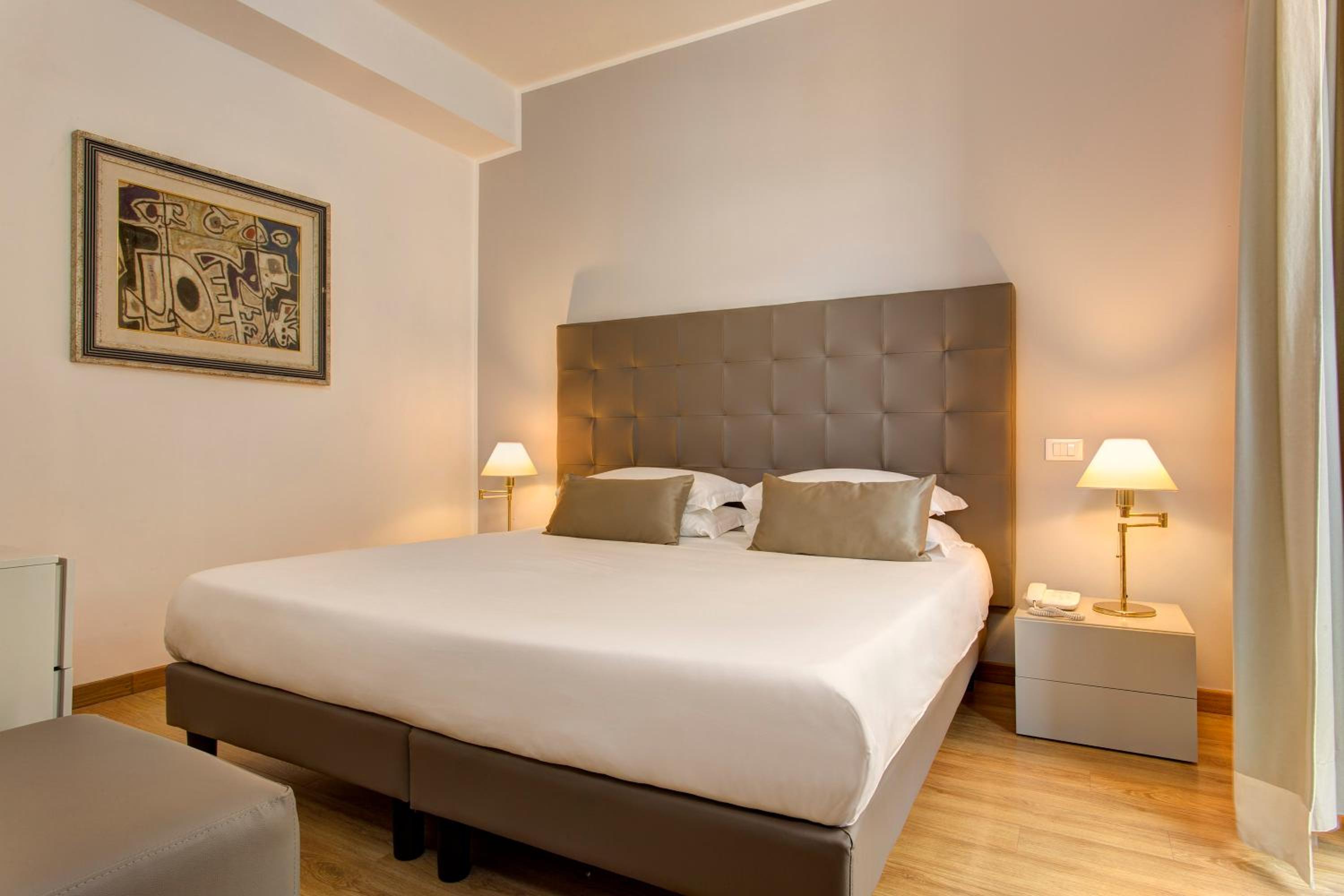 Suite with Sea View - Photo 3