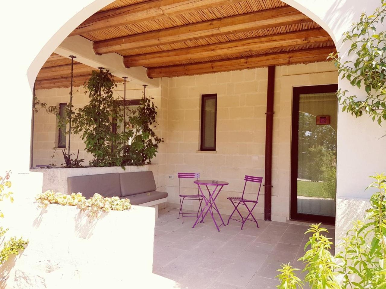 Double Room with Patio photo 2