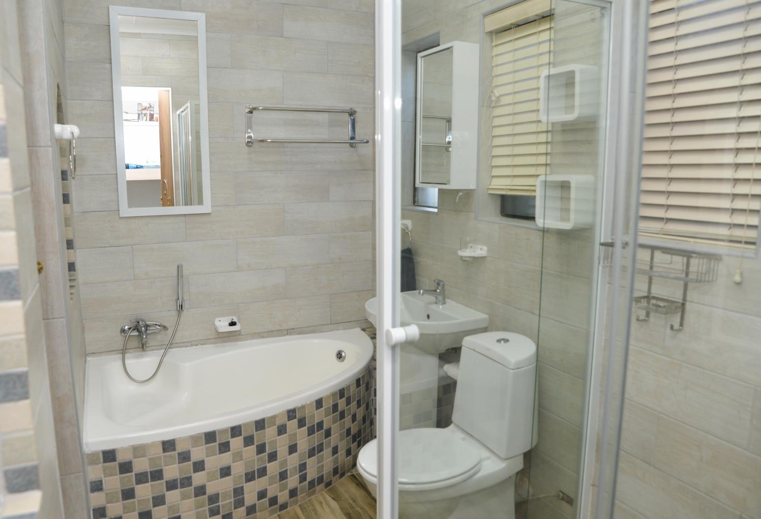 One-Bedroom Apartment (4 Adults) - 9 photo 3