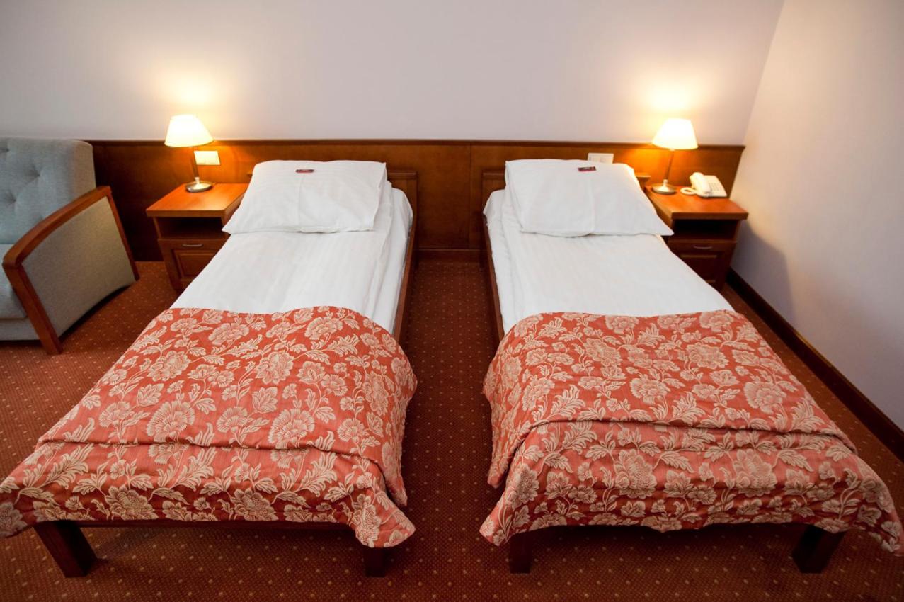 Triple Room - Photo 6
