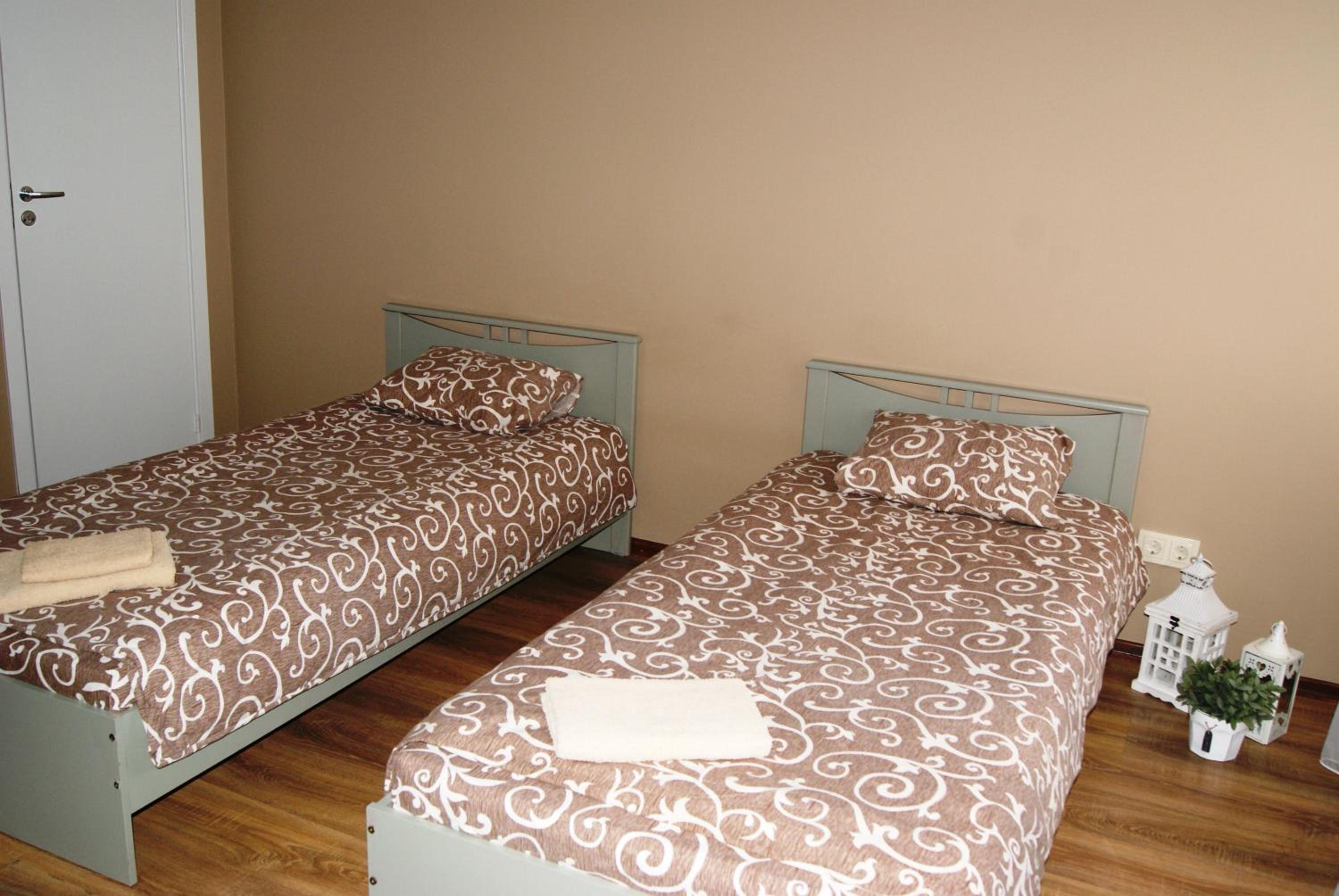 Twin Room with Private Entrance photo 2