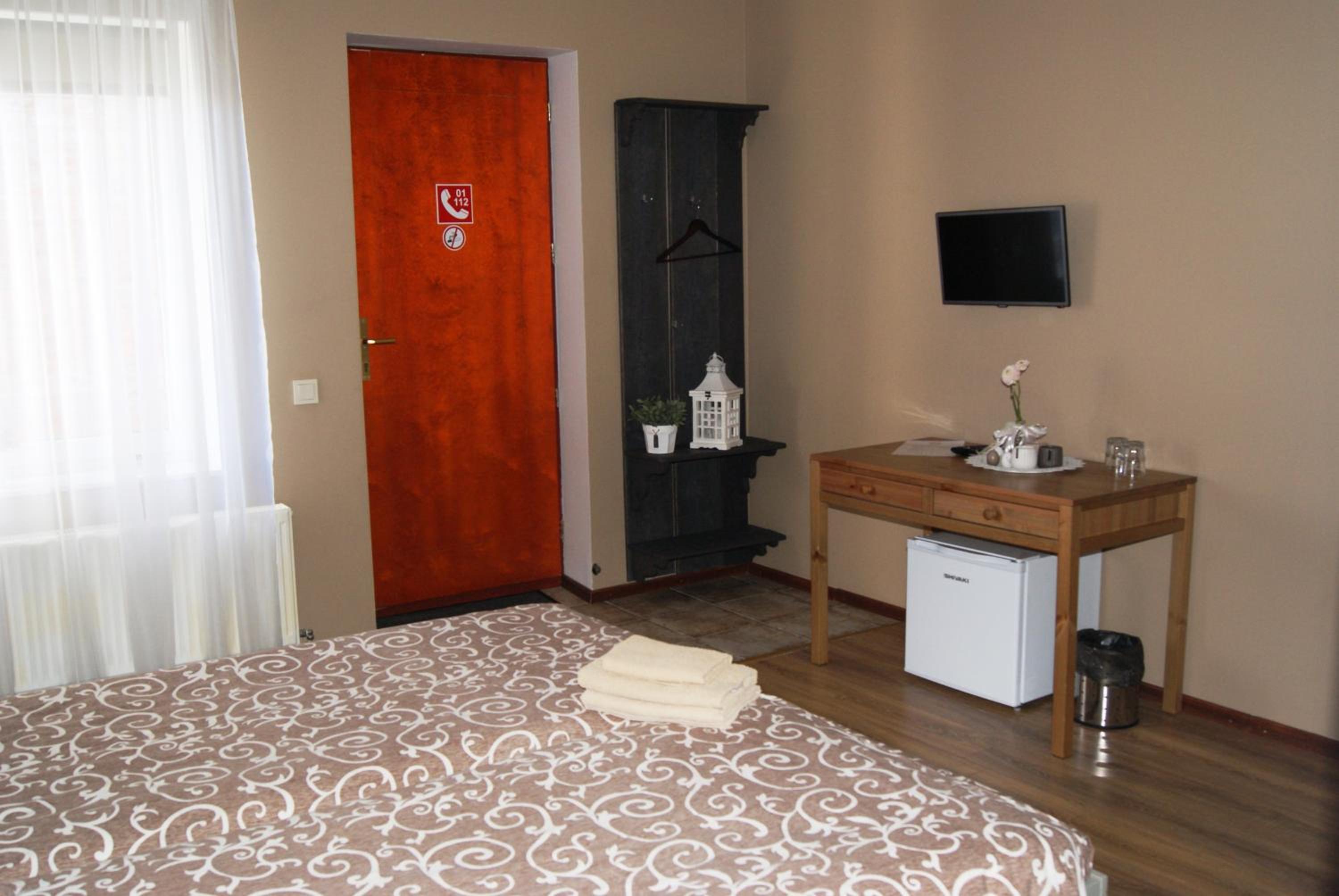 Twin Room with Private Entrance photo 1