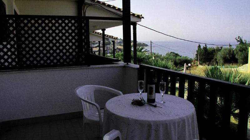 Studio with Sea View - Photo 12