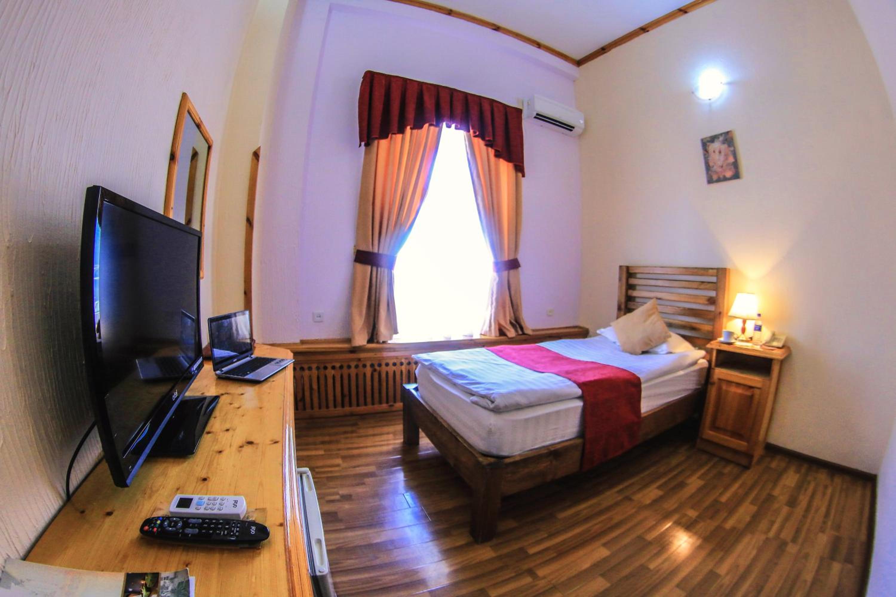 Standard Single Room photo 2