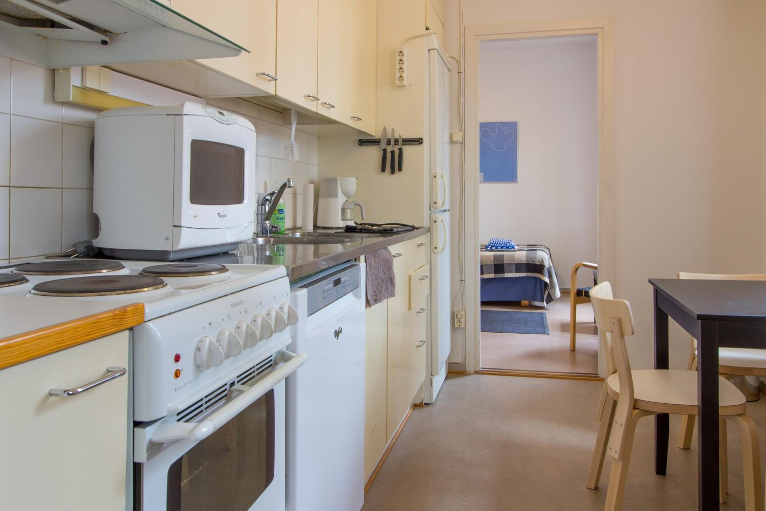 Two-Bedroom Apartment - Photo 4