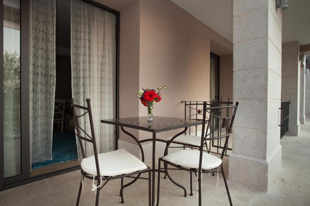 Apartment with Sea View photo 3