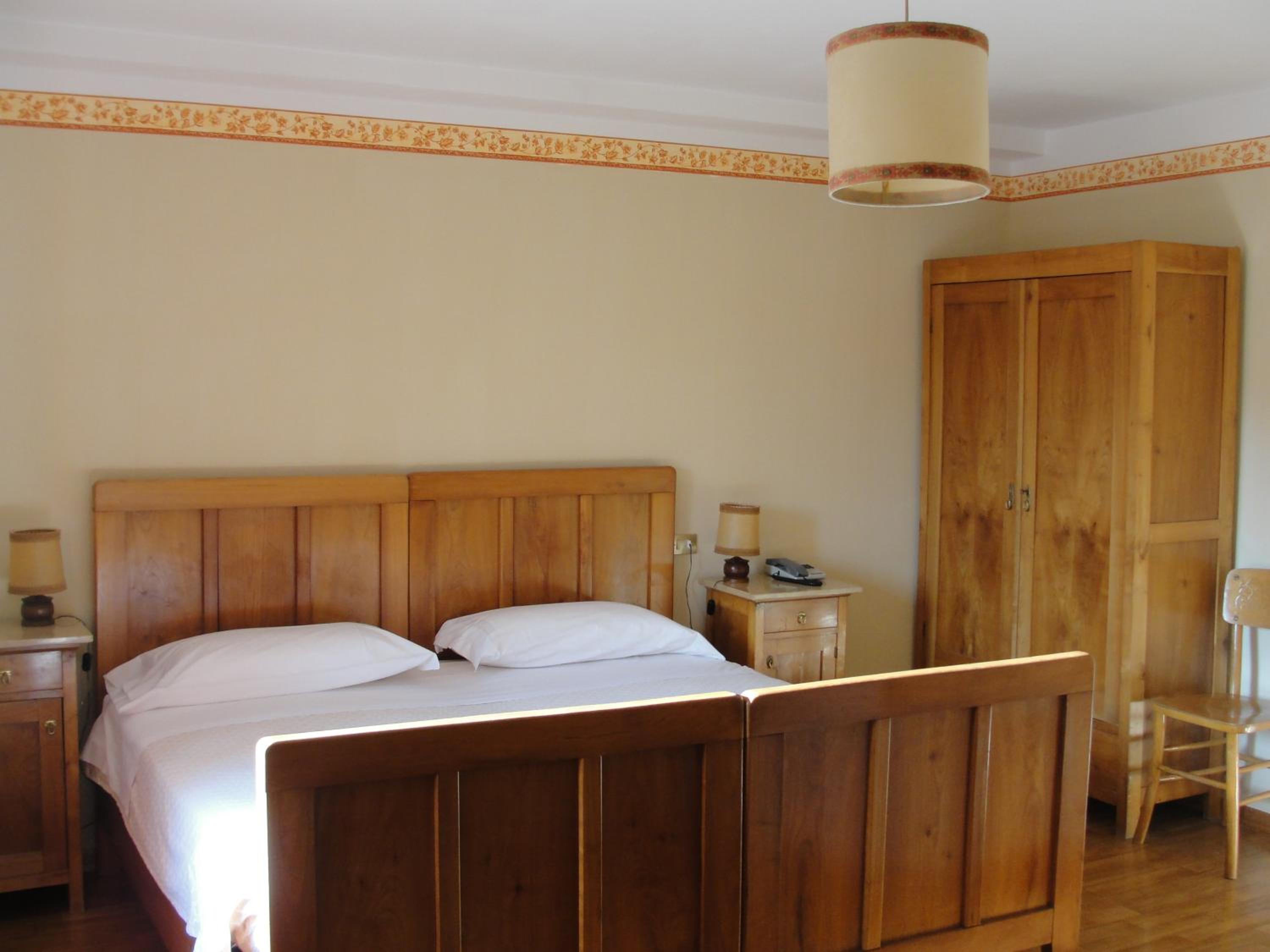Standard Double Room - Photo 6