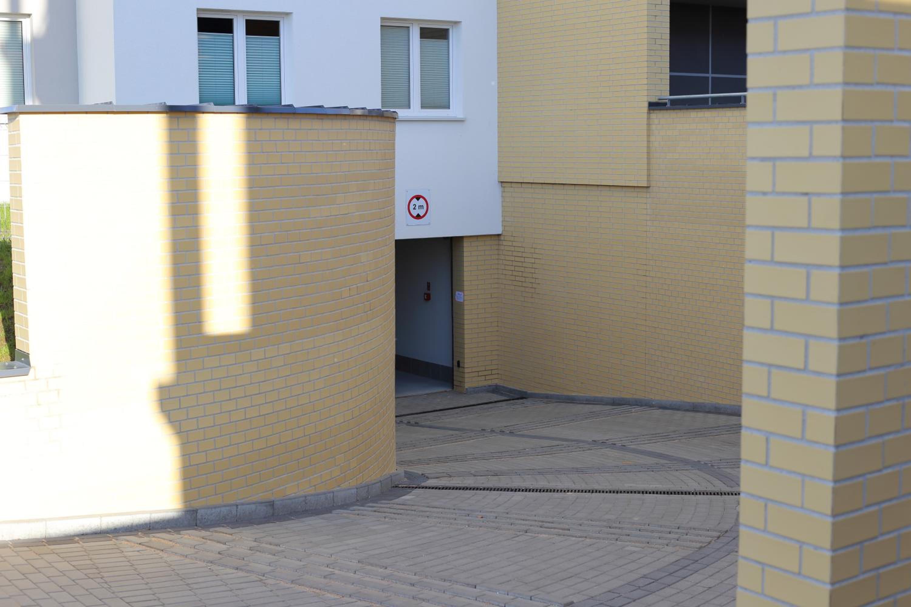 Apartment - Photo 23