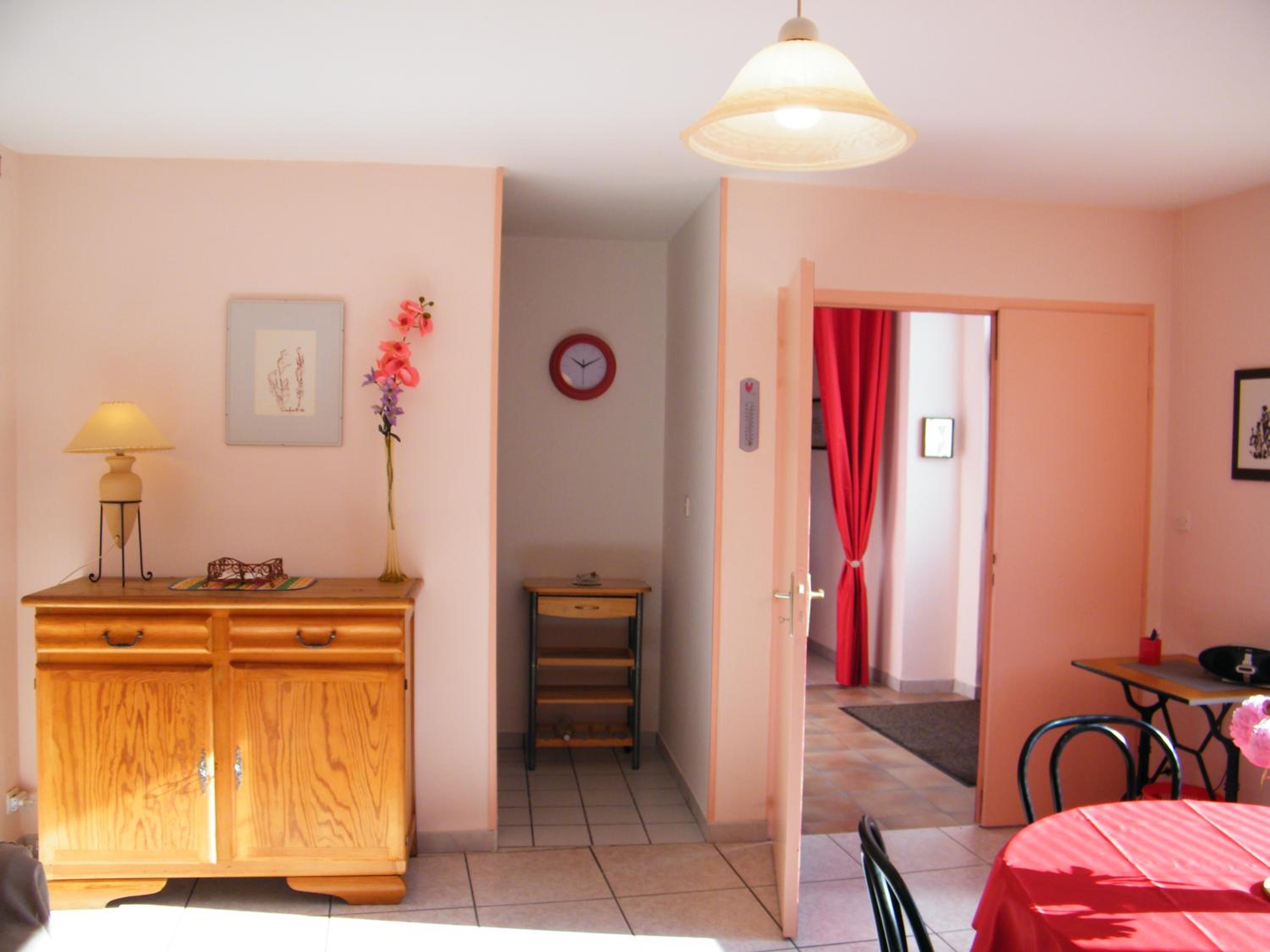 Apartment - Ground Floor photo 2
