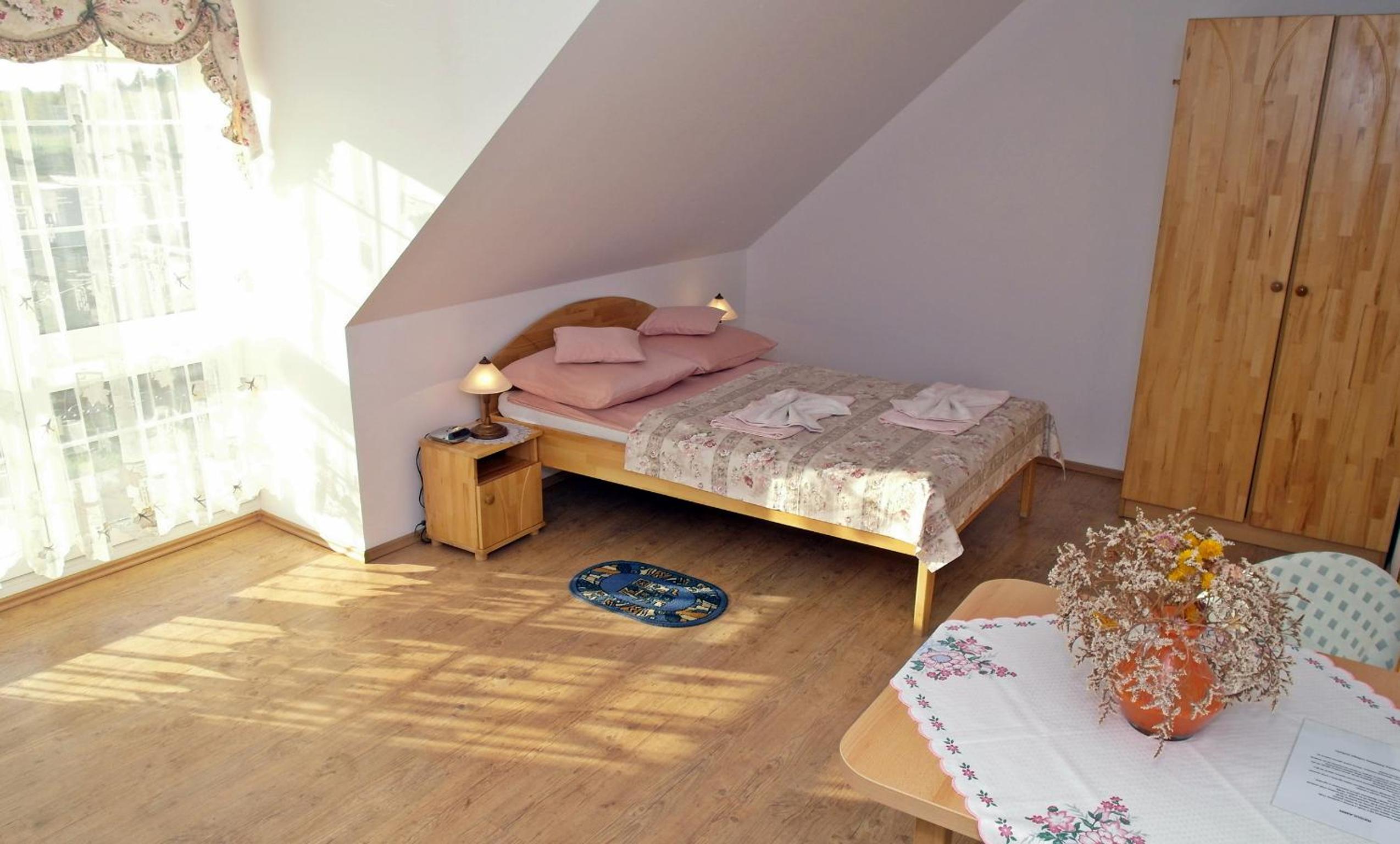 Standard Suite - Photo 1
