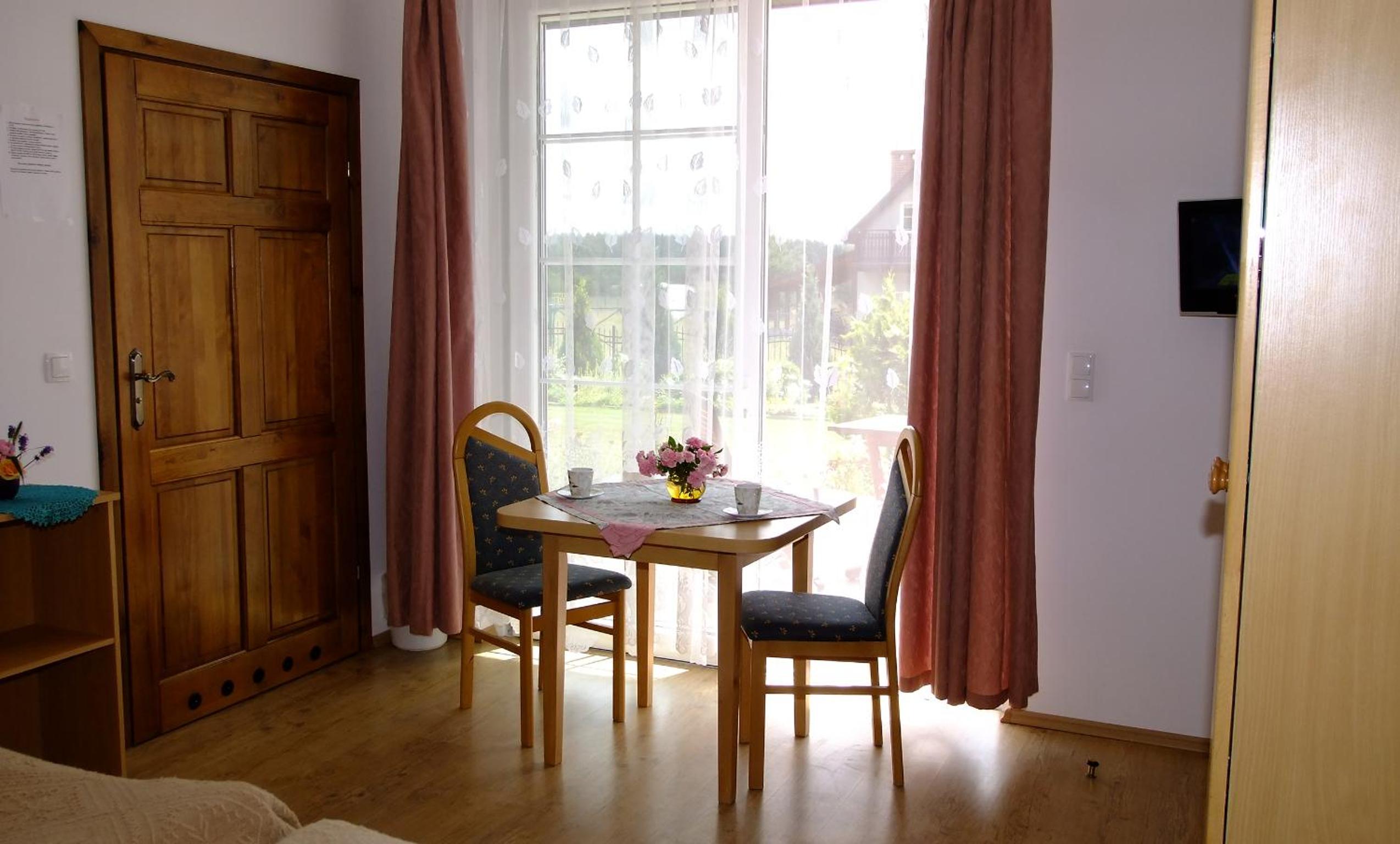 Twin Room - Disability Access - Photo 3