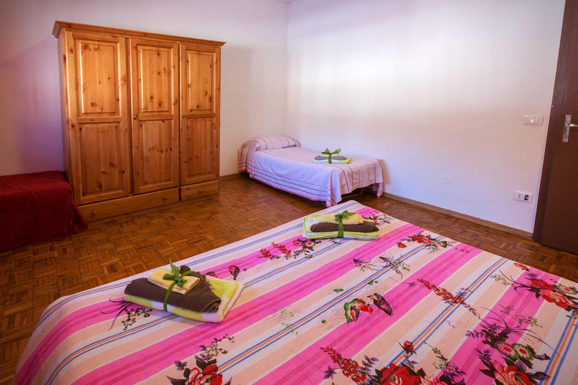 Three-Bedroom Apartment - Photo 12