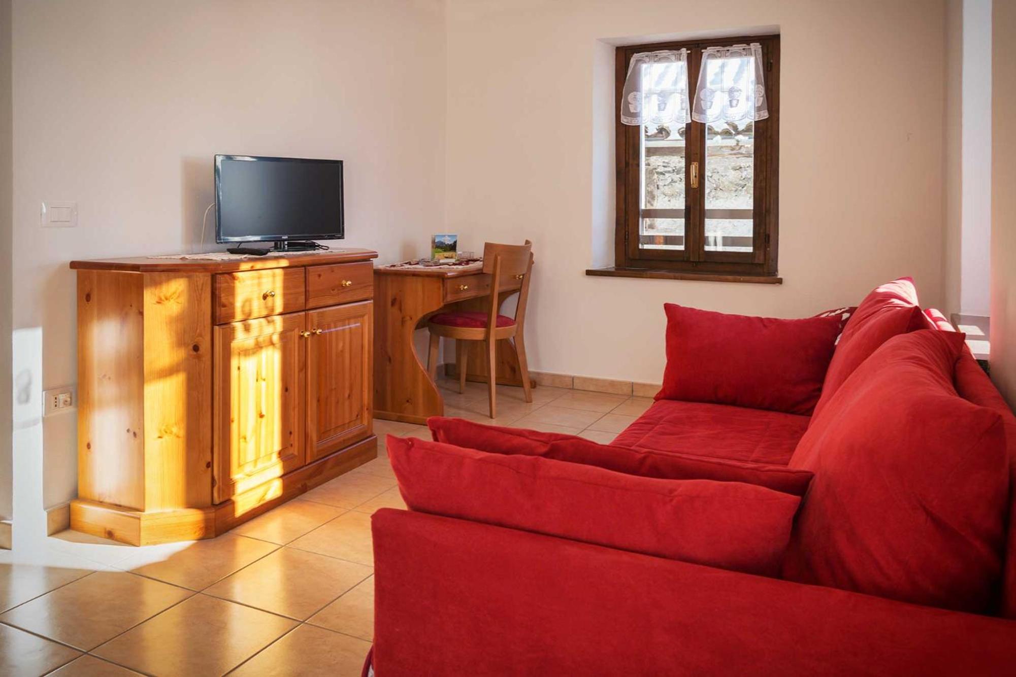 Apartment with Balcony photo 2