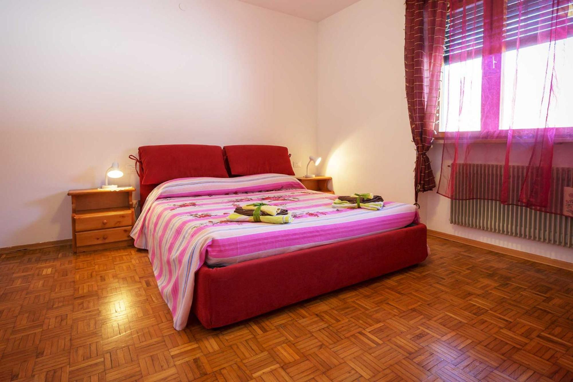 Three-Bedroom Apartment - Photo 9