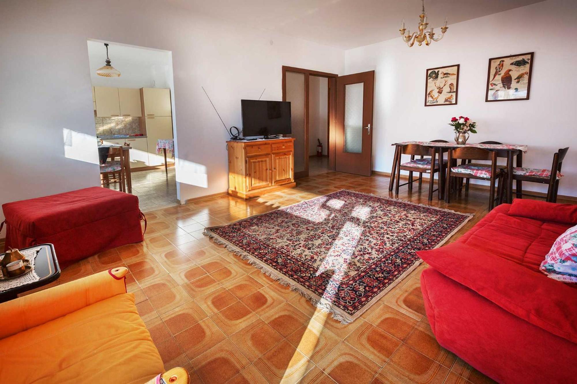 Three-Bedroom Apartment - Photo 13