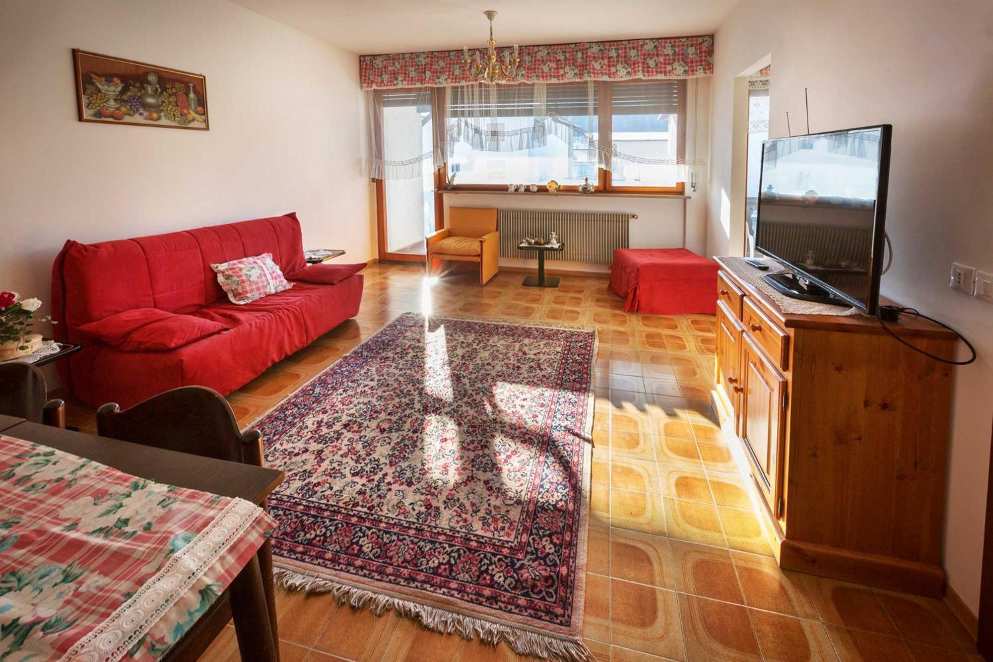 Three-Bedroom Apartment - Photo 15