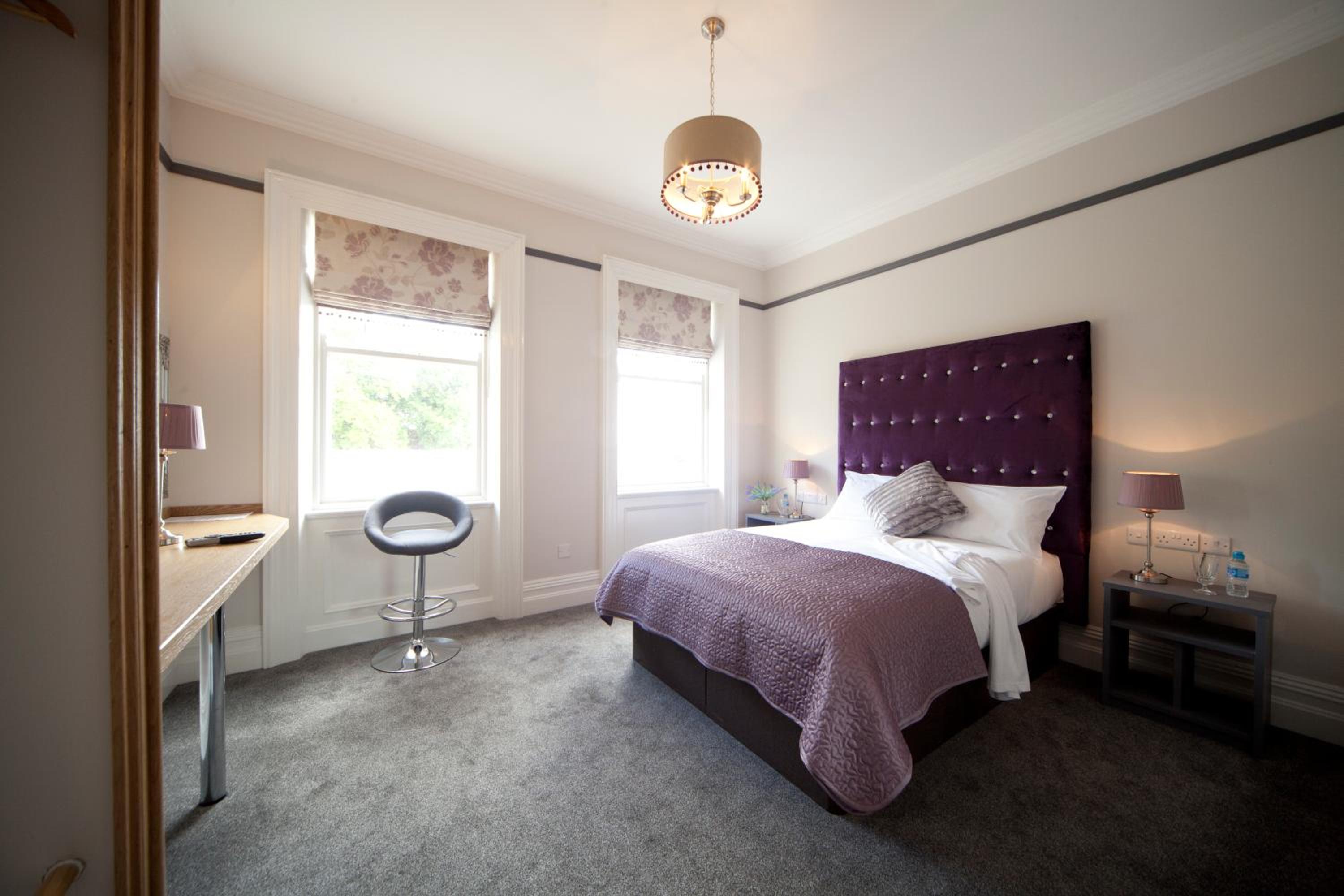 Standard Double Room photo 2