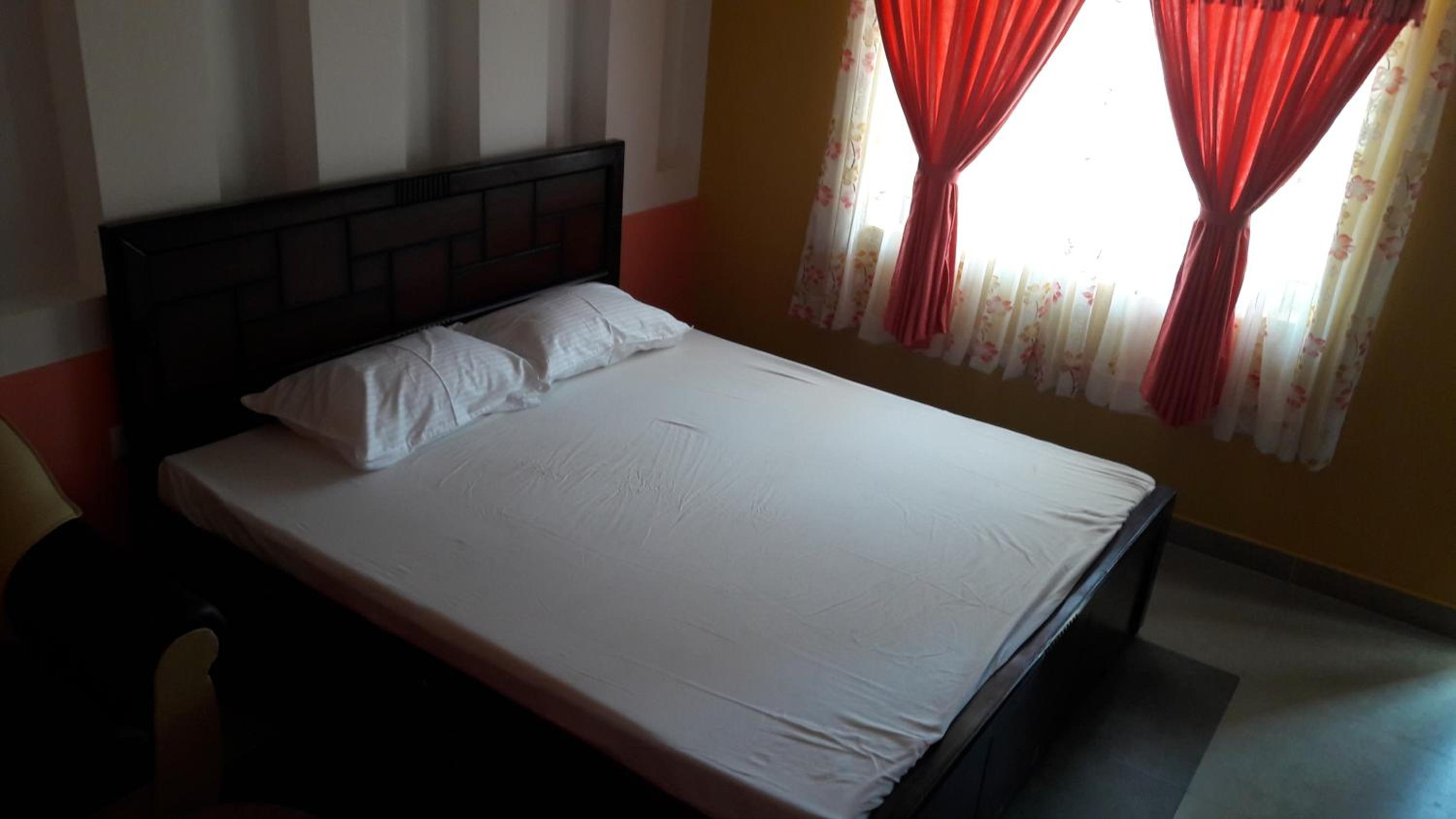 Deluxe Double Room with Balcony photo 2