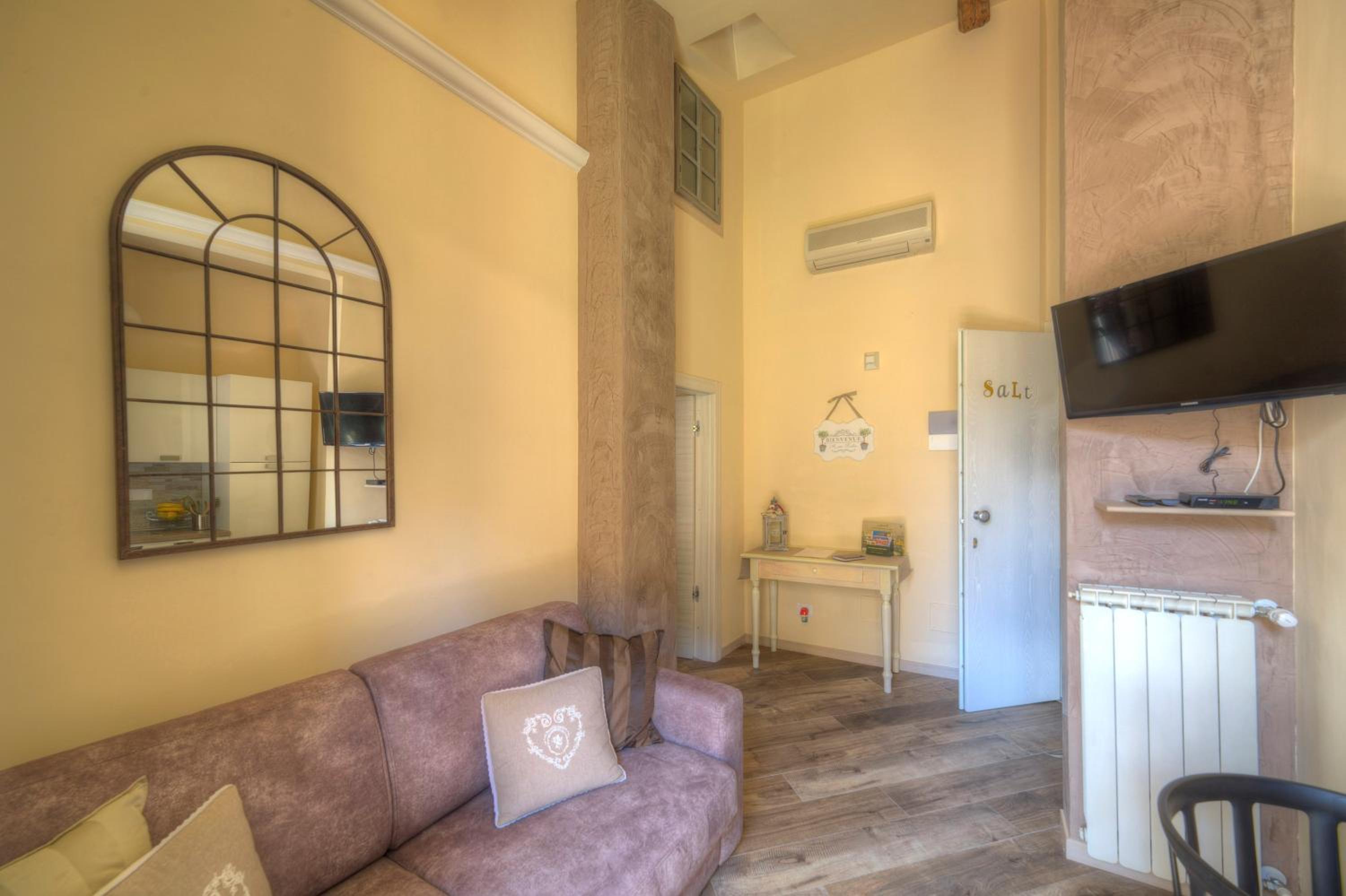 Apartment with Terrace photo 2