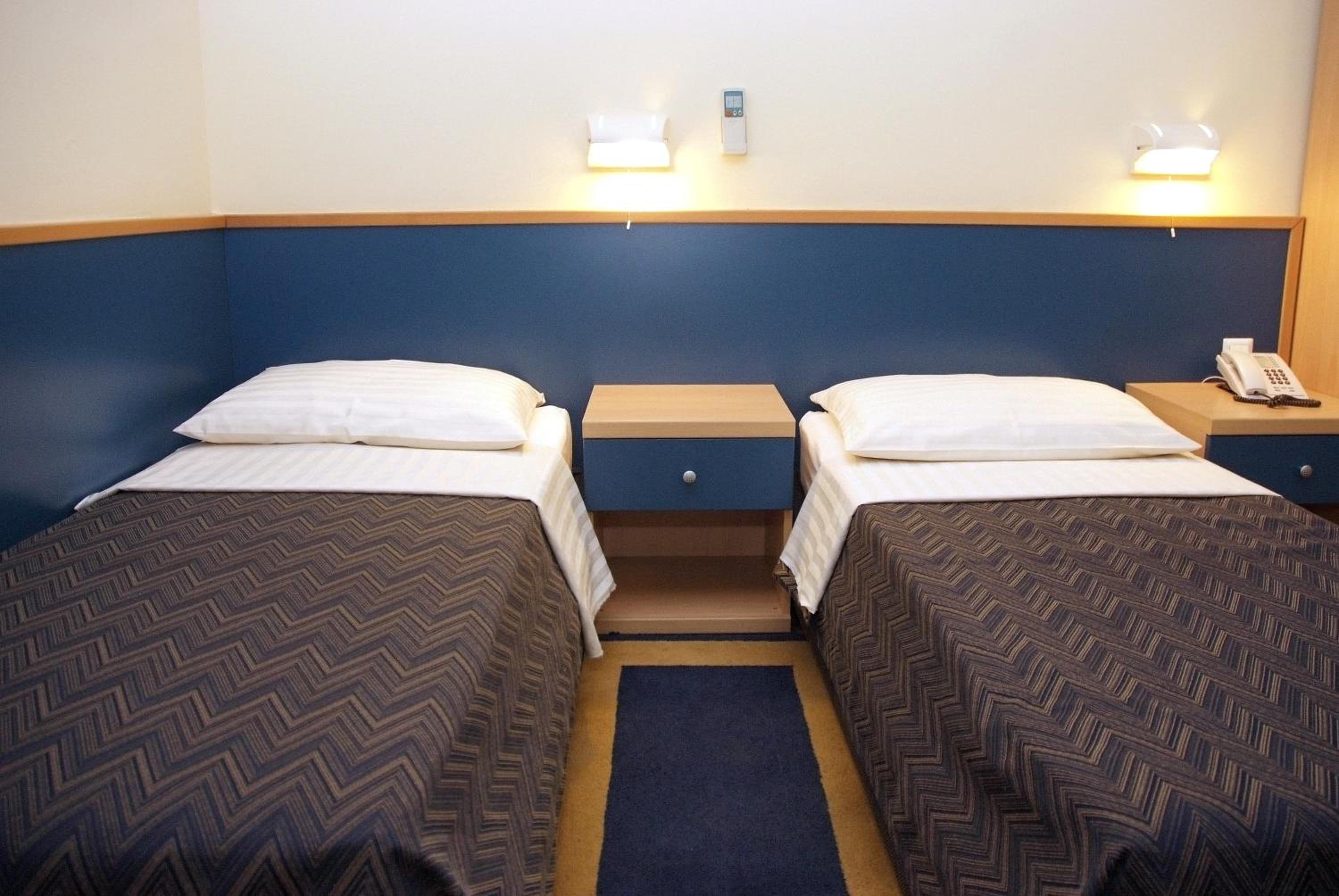 Double or Twin Room photo 2