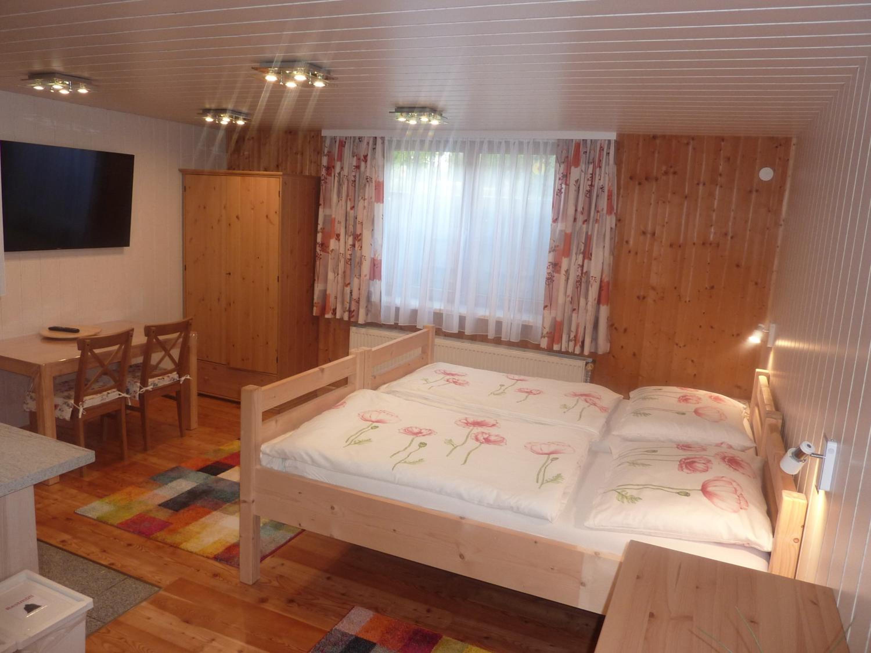 Studio Apartment photo 2
